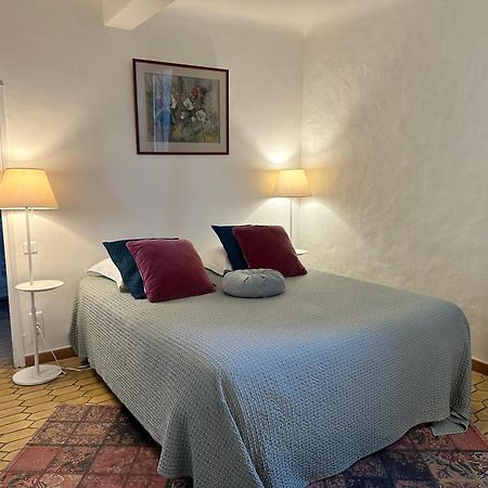 Chambre D'Hote La Beaudine Forcalquier Exterior photo